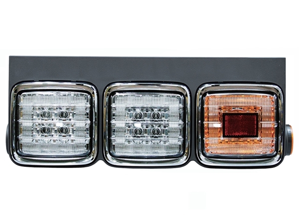 ICL LEDコンビテールランプ 角型クリア 3連 - トラックボディパーツ