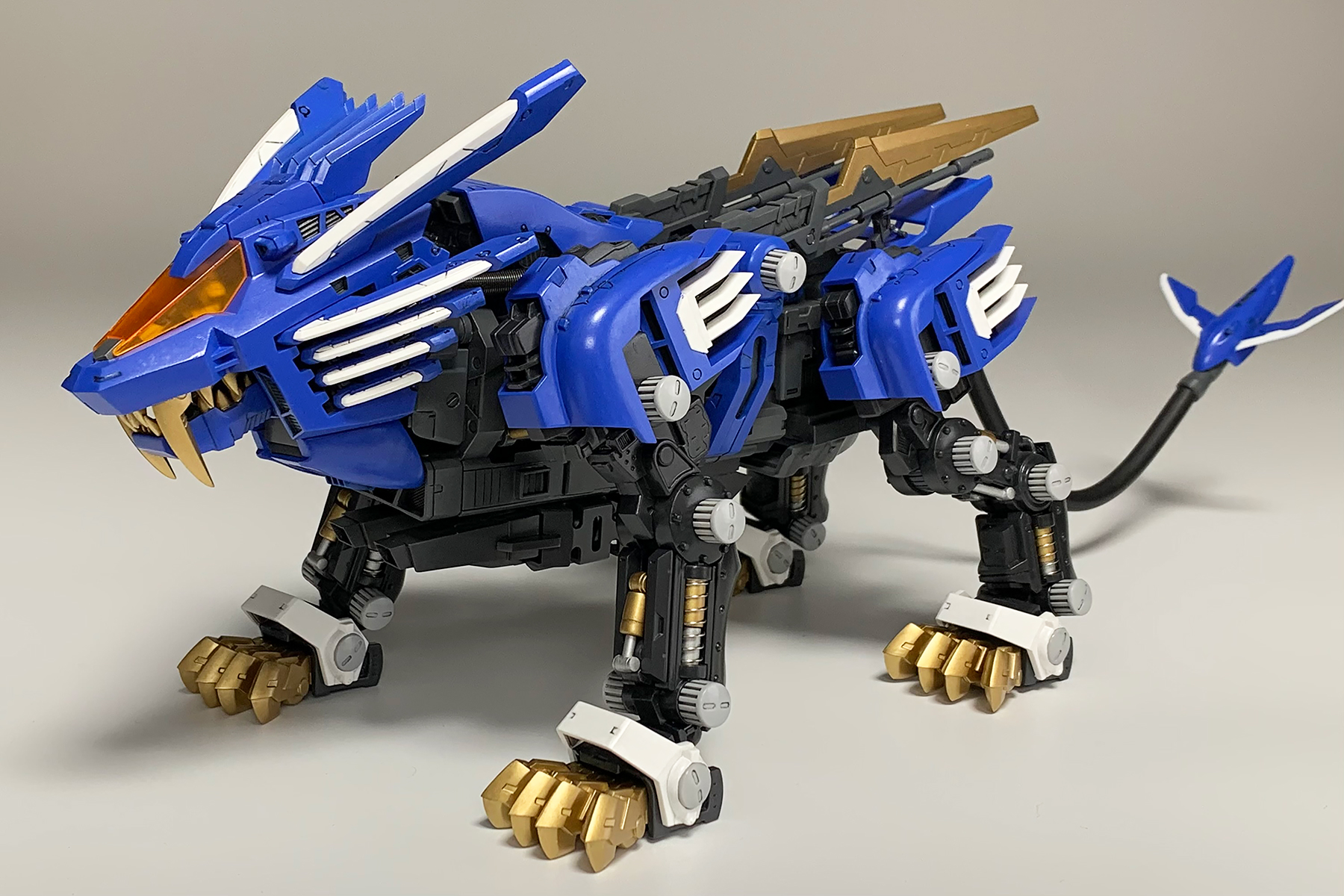 zoikino! - 改造ゾイド： ブレードライガー