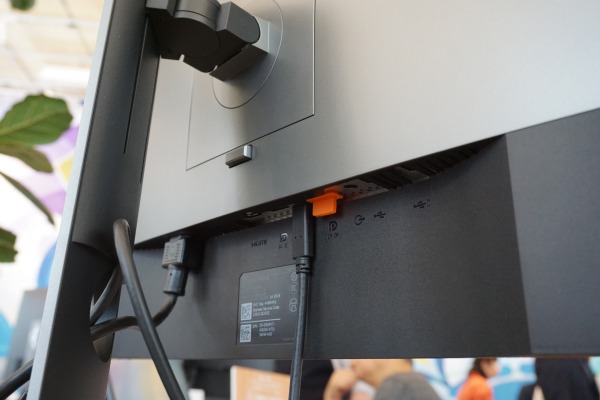 DELL U2719DCレビュー/パソコン徹底比較購入ガイド