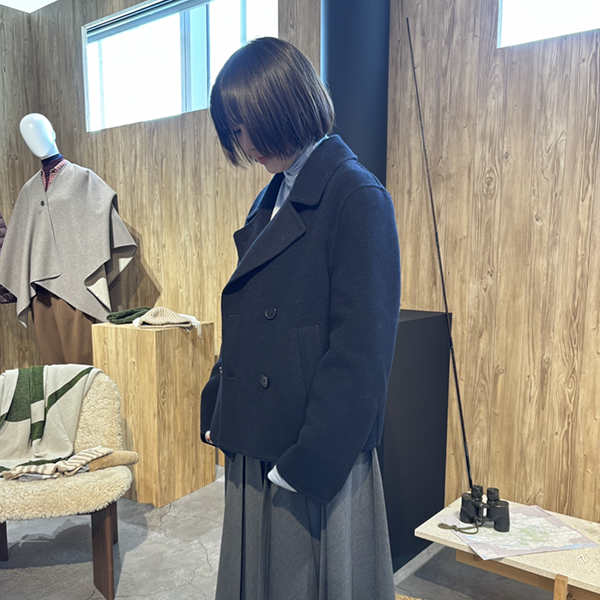 ユニクロ完全新作「ダブルフェイスショートコート」は羽織ったら虜に