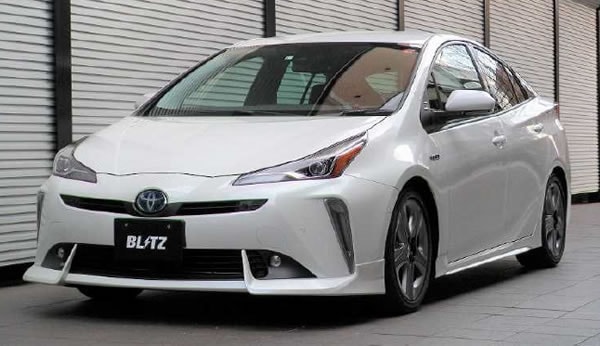 プリウス50系専用 車高調キット ZZ-R BLITZを販売中です。カスタム