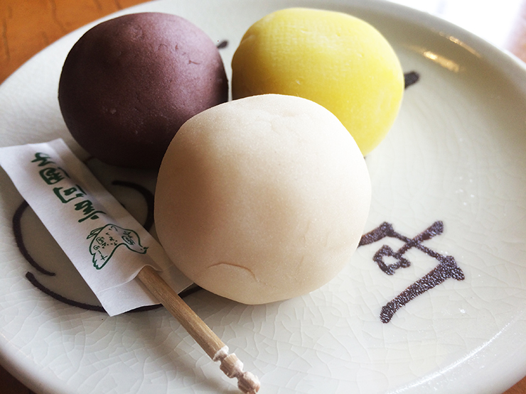 隅田川でのお花見で食べよう！江戸時代から大人気のお団子屋さん！東京