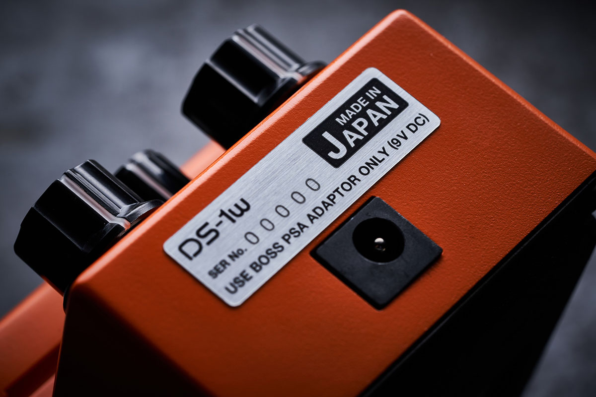 BOSSの“技クラフト・シリーズ”より、名機DS-1をベースに2つのモードを