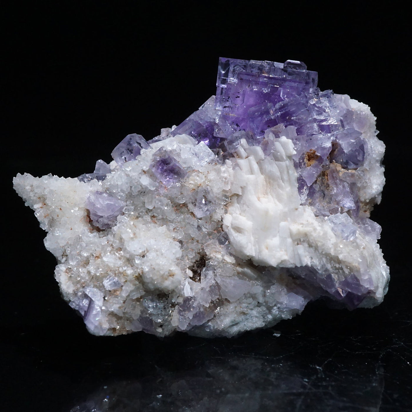 スペイン ベルベス産 フローライト – 天然石ハッピーギフト