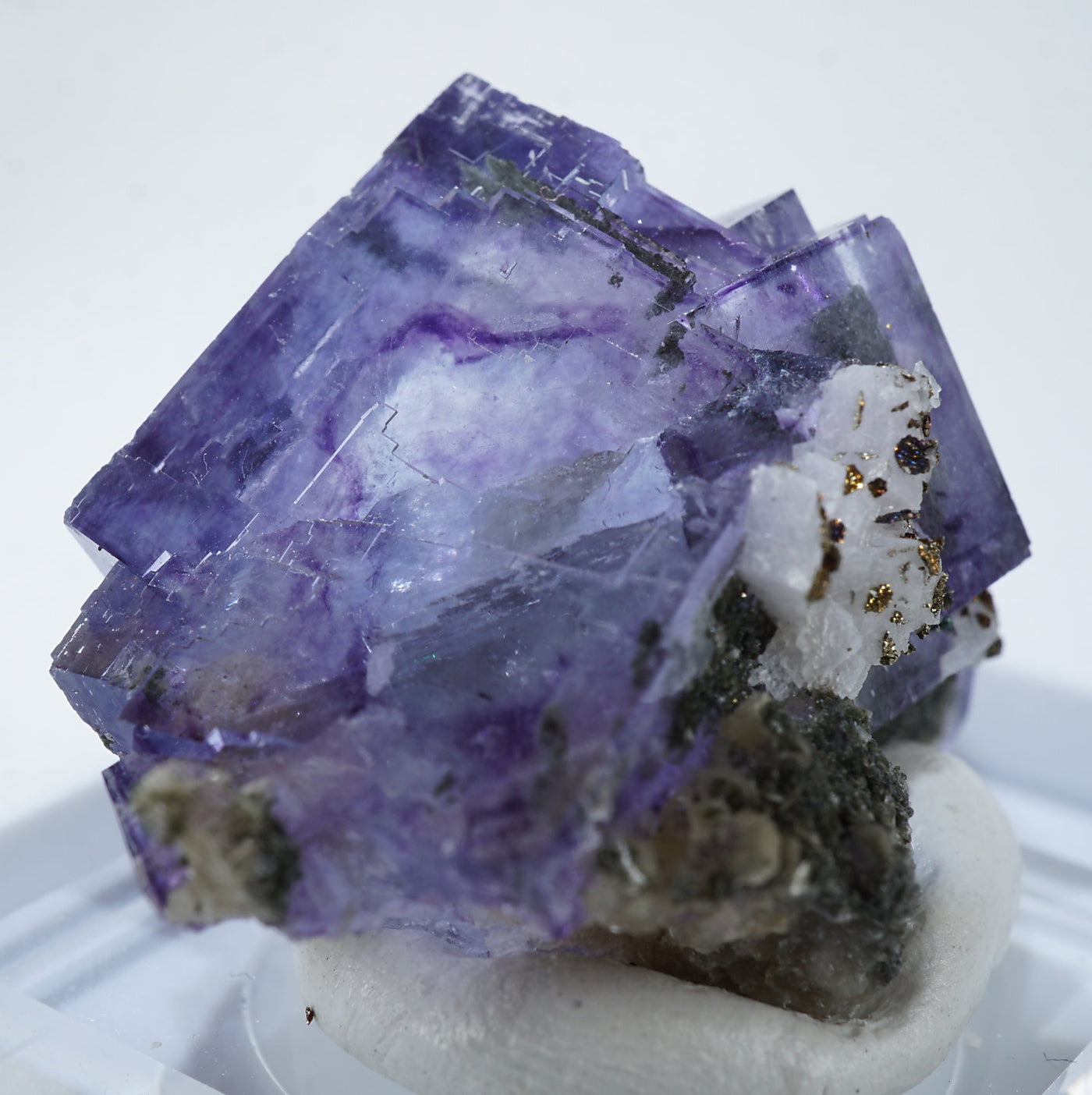 中国 ヤオガンシャン産 フローライト – 天然石ハッピーギフト