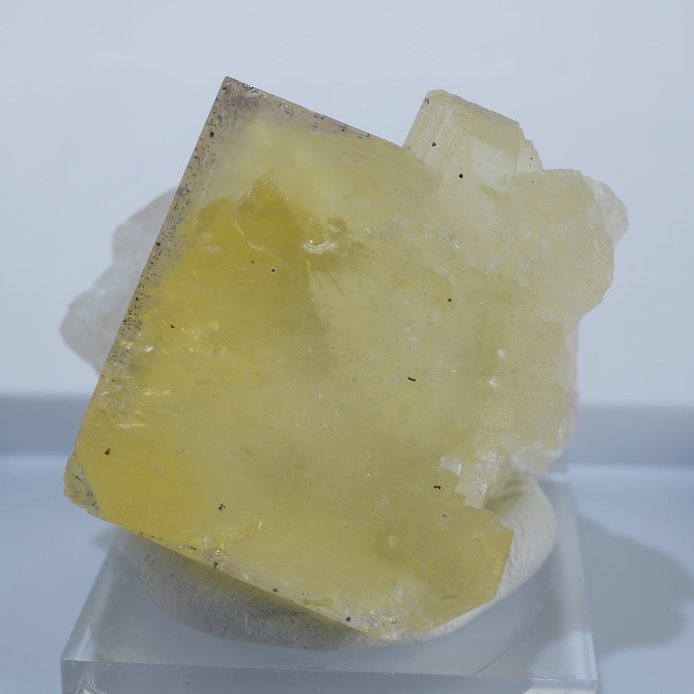 イギリス Wet Grooves Mine フローライト – 天然石ハッピーギフト