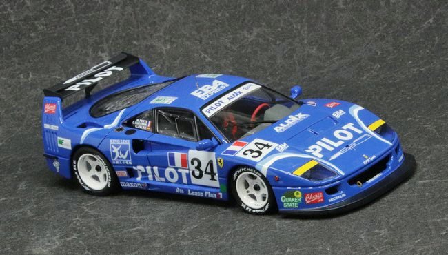 1/24「フェラーリ F40LM」完成写真 – 艦船模型製作代行モデル