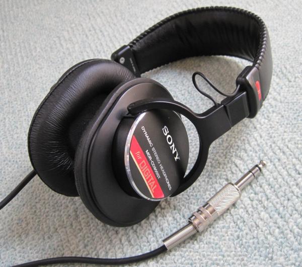 SONY MDR-CD900ST