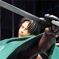 リヴァイ」等身大フィギュア除幕式！ 「進撃の巨人Attack on Titan in