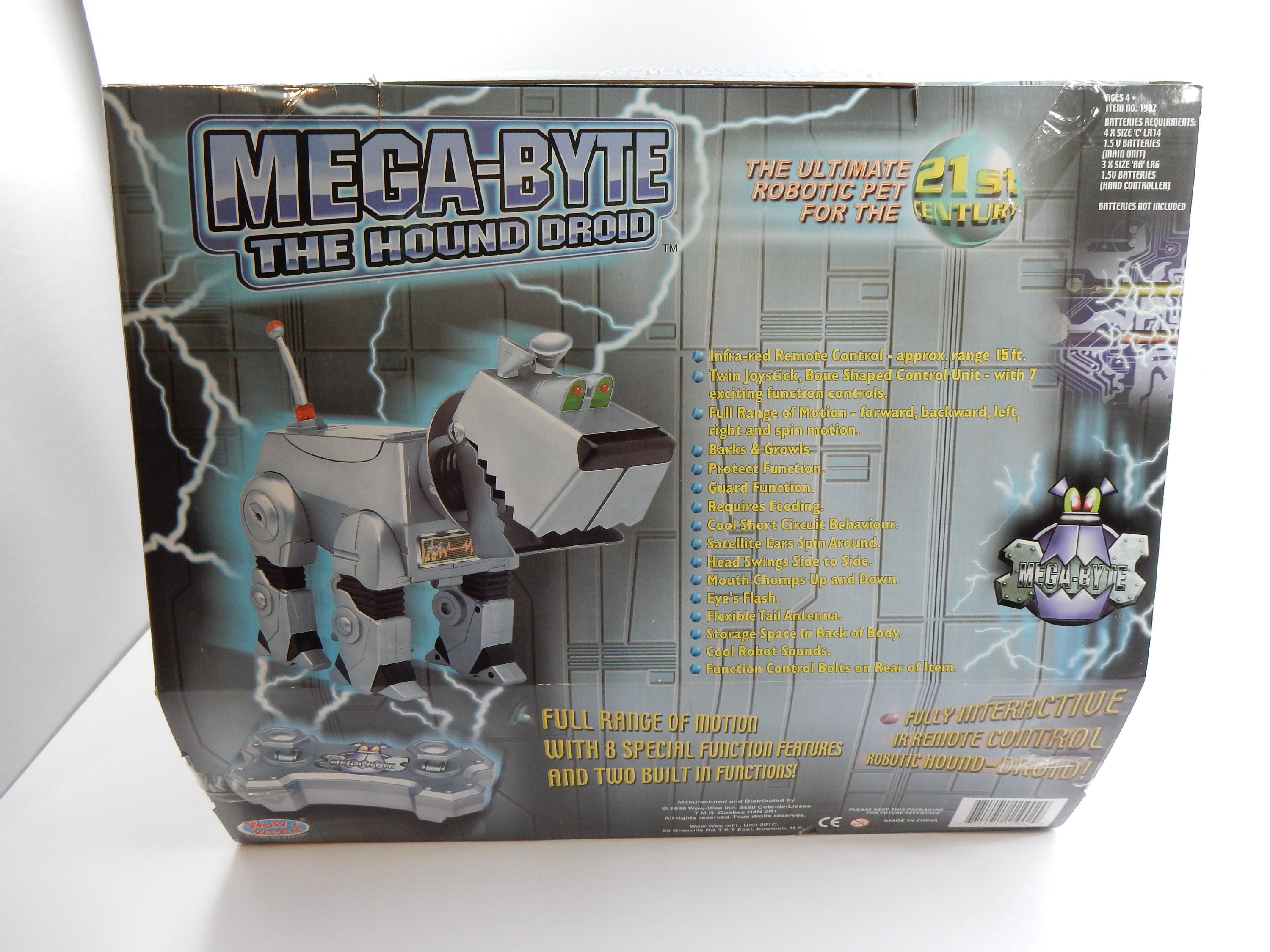 Wow-wee Mega-byte: the Hound Droid 1999 Futuristic Remote Pet Dog