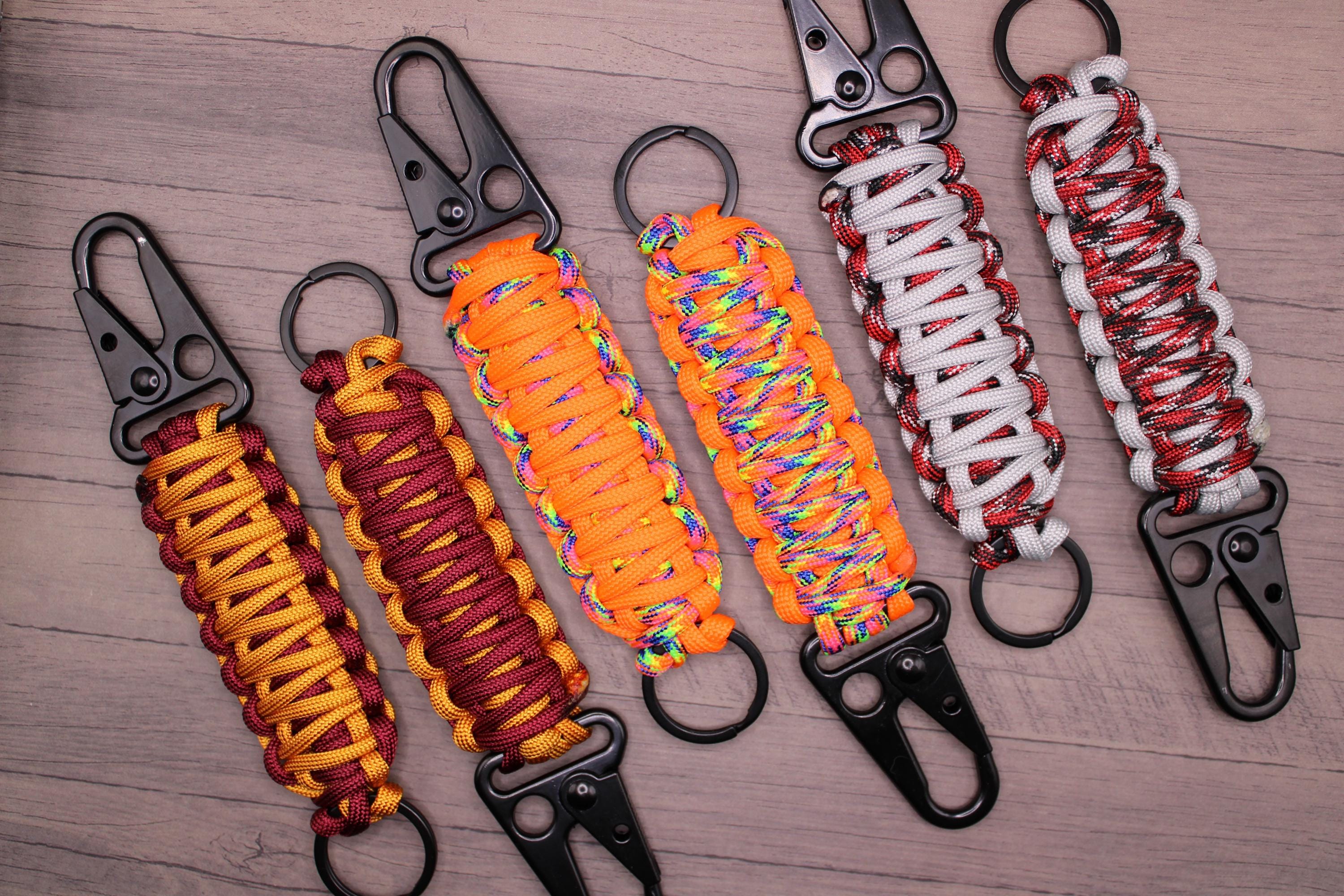 ovy deci Carabiner Macrame Keychain