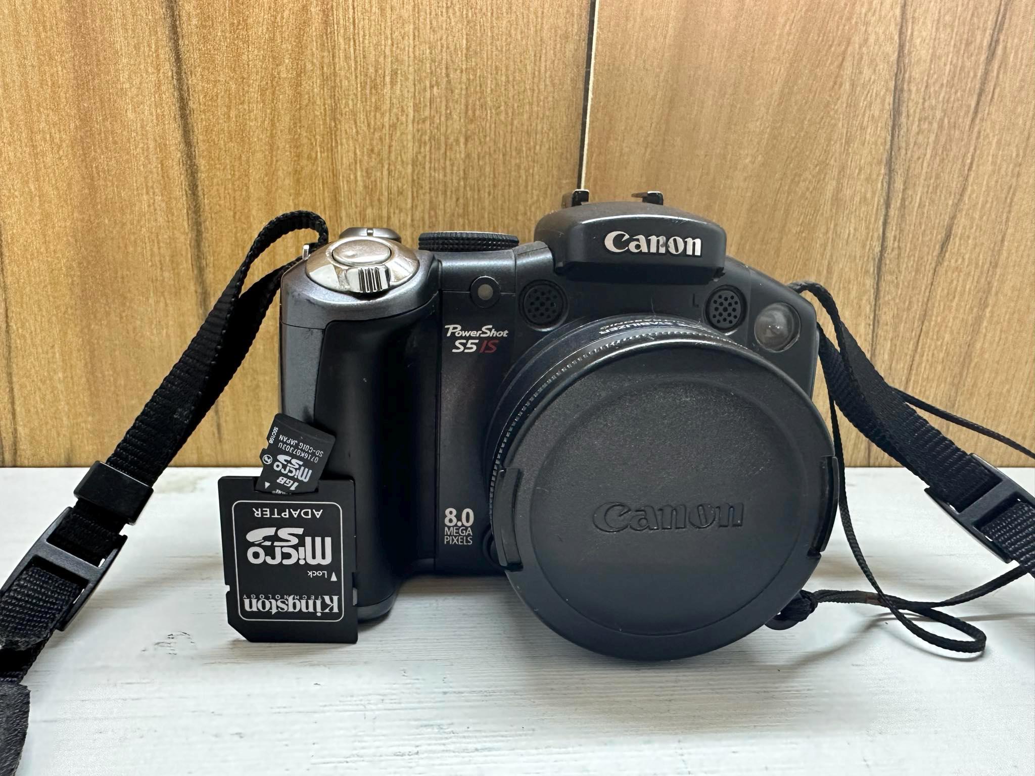 Canon Powershot Pro Series S5IS Digital Camera 8 MP 12X Optical