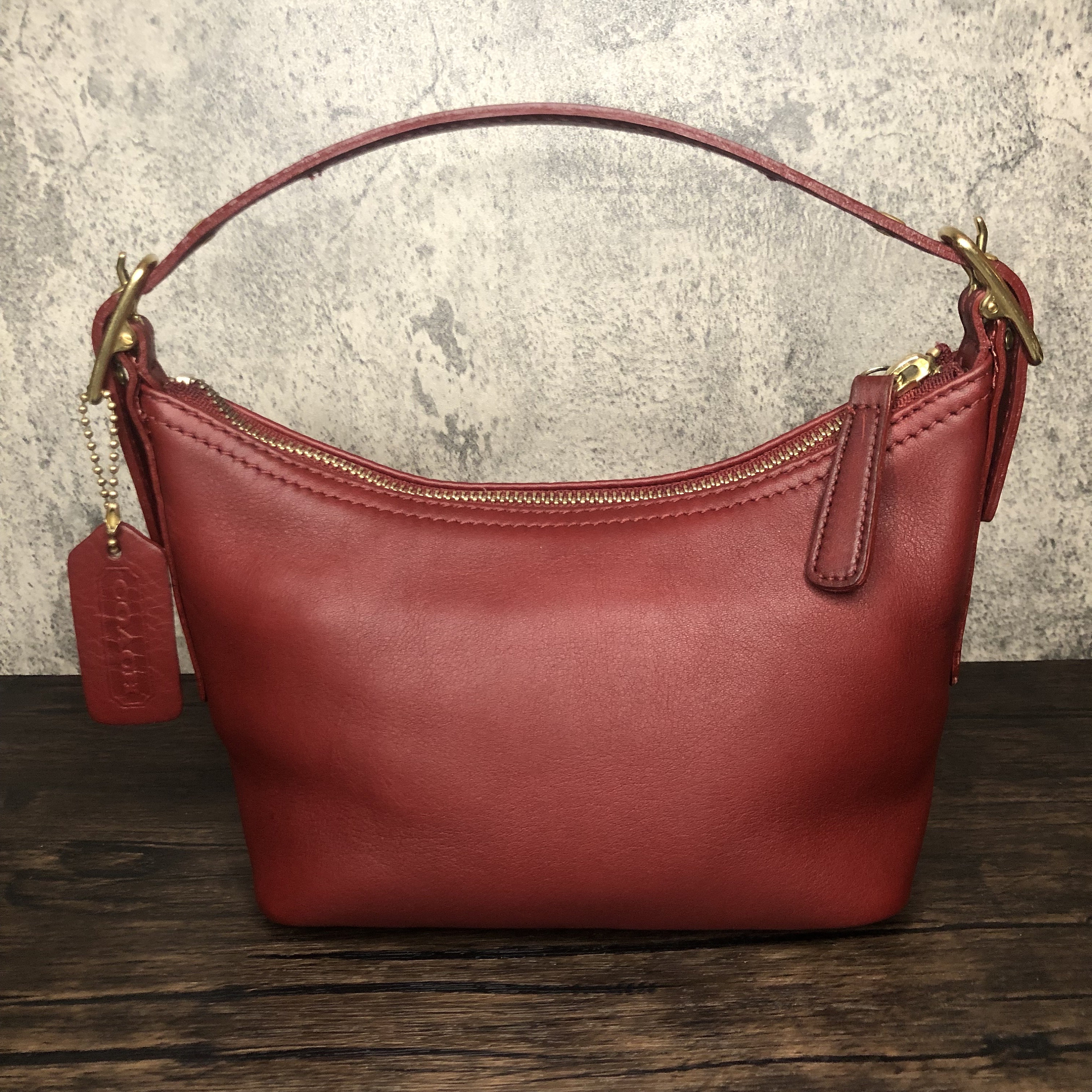 Stunning Vintage Coach #9844 Red Genuine Cowhide Leather Legacy