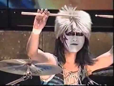 聖飢魔Ⅱ ライデン湯澤殿下Drumsソロ - YouTube