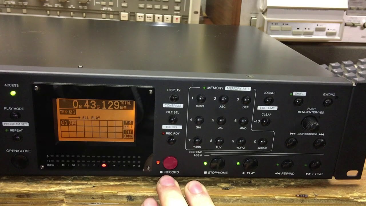 Fostex CR500 CD Burner Overview - YouTube