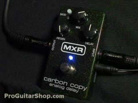 MXR Carbon Copy Analog Delay - YouTube