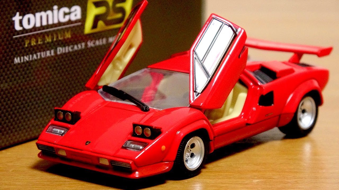 The gimmick is just irresistible ☆ Luxury car Tomica Premium RS