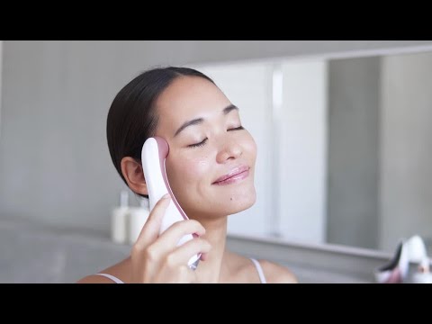 高周波美顔器で、触れたくなるうるツヤ肌へ。｜ルクセアヴィサージュ