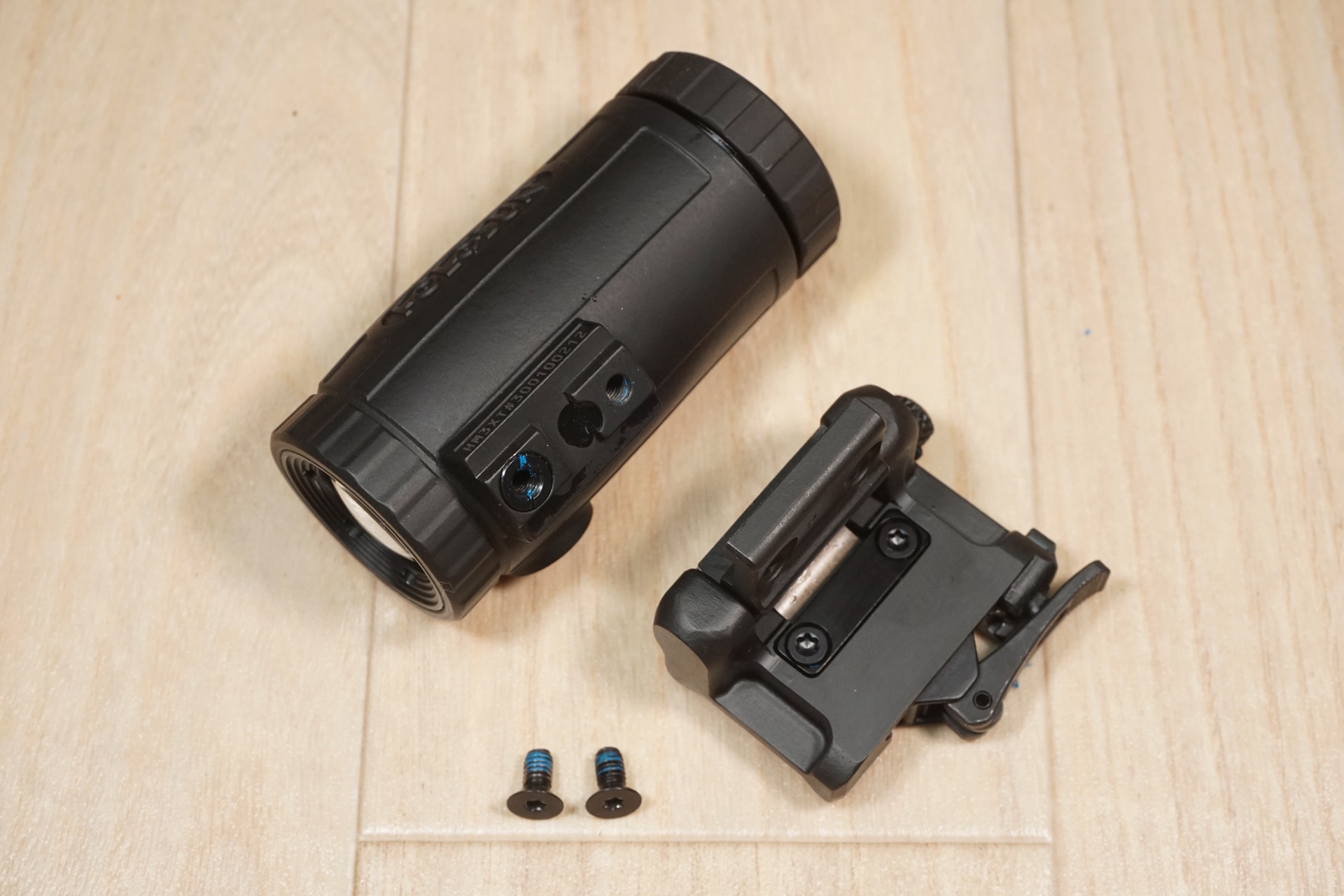 HOLOSUN製コンパクトマグニファイアHM3XT 3X Magnifierのレビュー