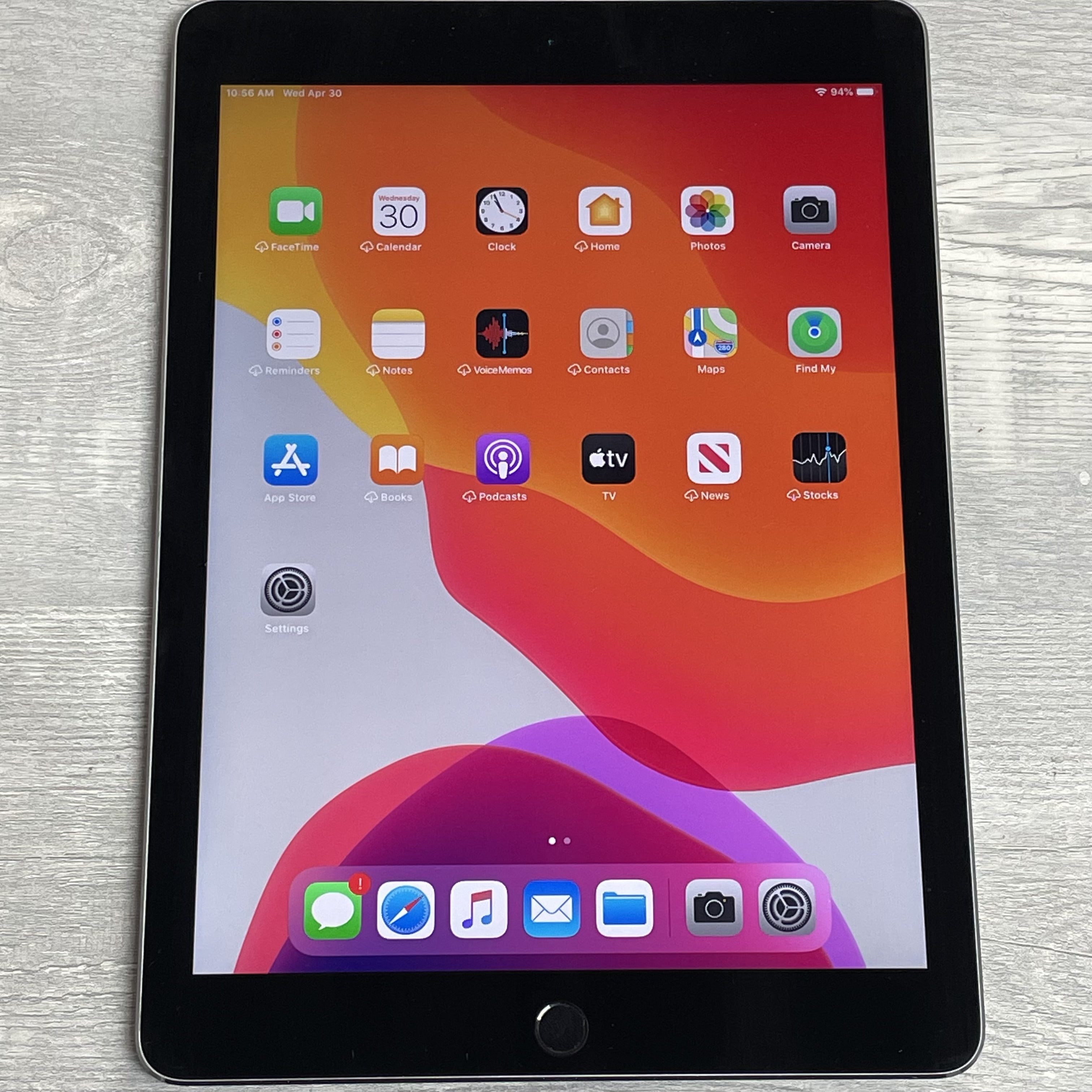 Pre-Owned Apple iPad Mini 2 32GB with Retina Display Wi-Fi Tablet