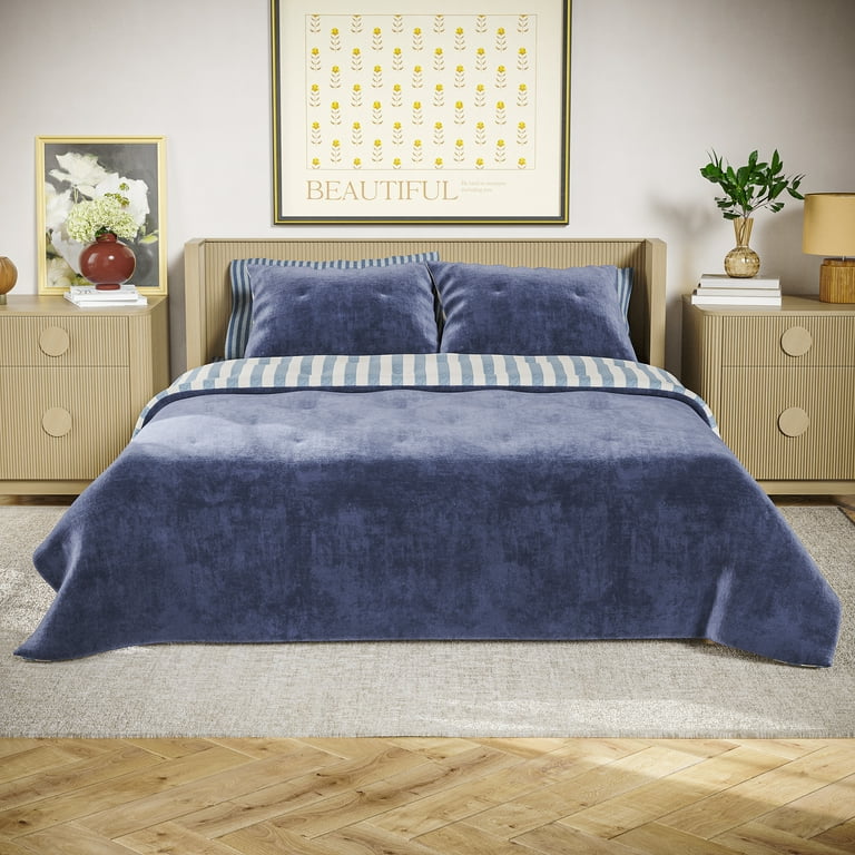 Beautiful Striped Starry Night Blue Velvet Reversible Quilt, Full