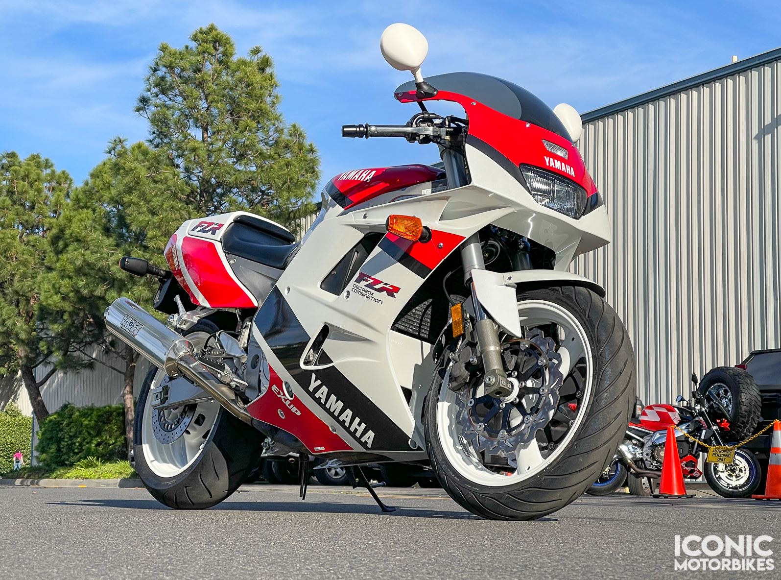 1992 Yamaha FZR1000 – Iconic Motorbike Auctions