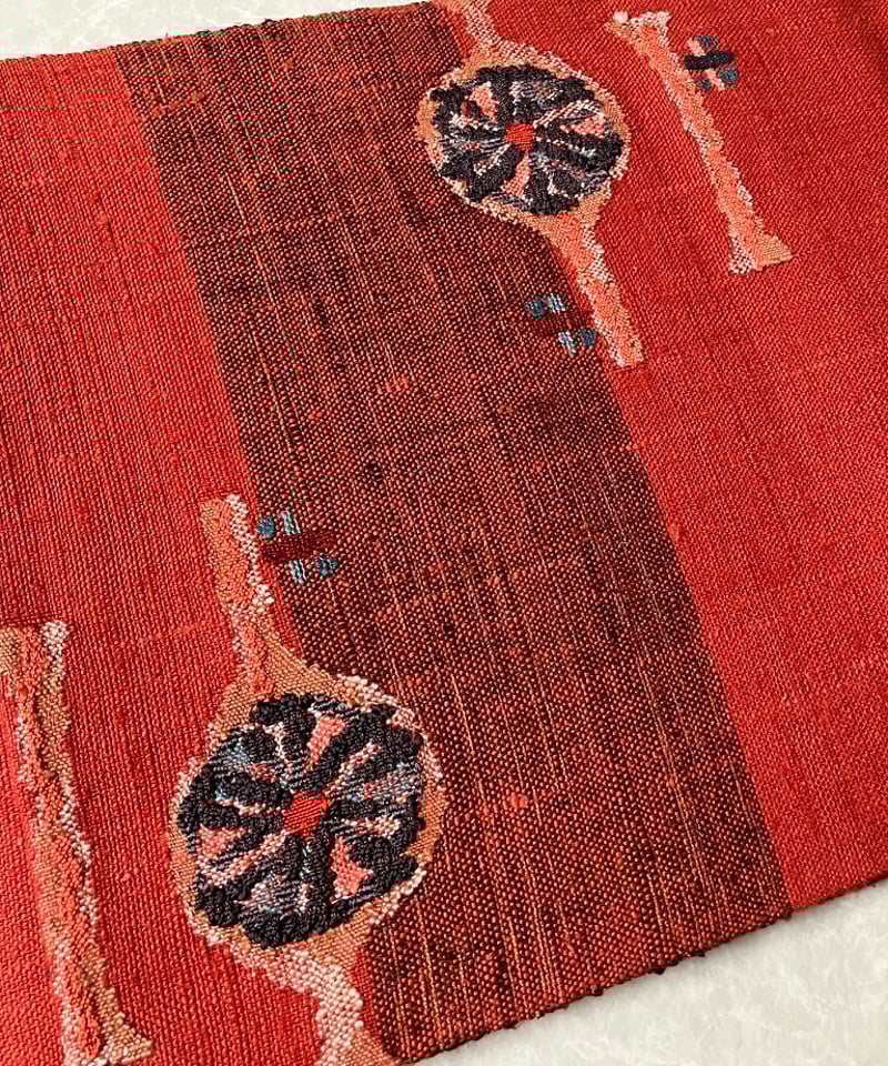 渡文】抽象模様 手織り真綿紬名古屋帯 朱赤［N089］ | kimono ulala