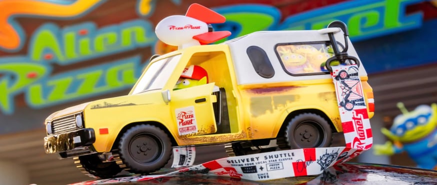 走る！光る！Disney Parks 限定 ピザプラネットトラック ポップコーン