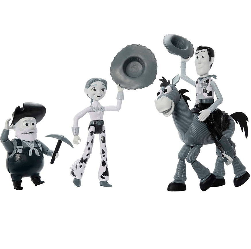 大特価で再入荷！ディズニー100周年『トイストーリー』ウッディの