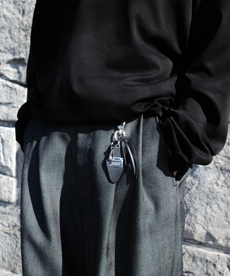 LUXURY MATERIAL LEATHER ROOM KEYRING by BRIDLE