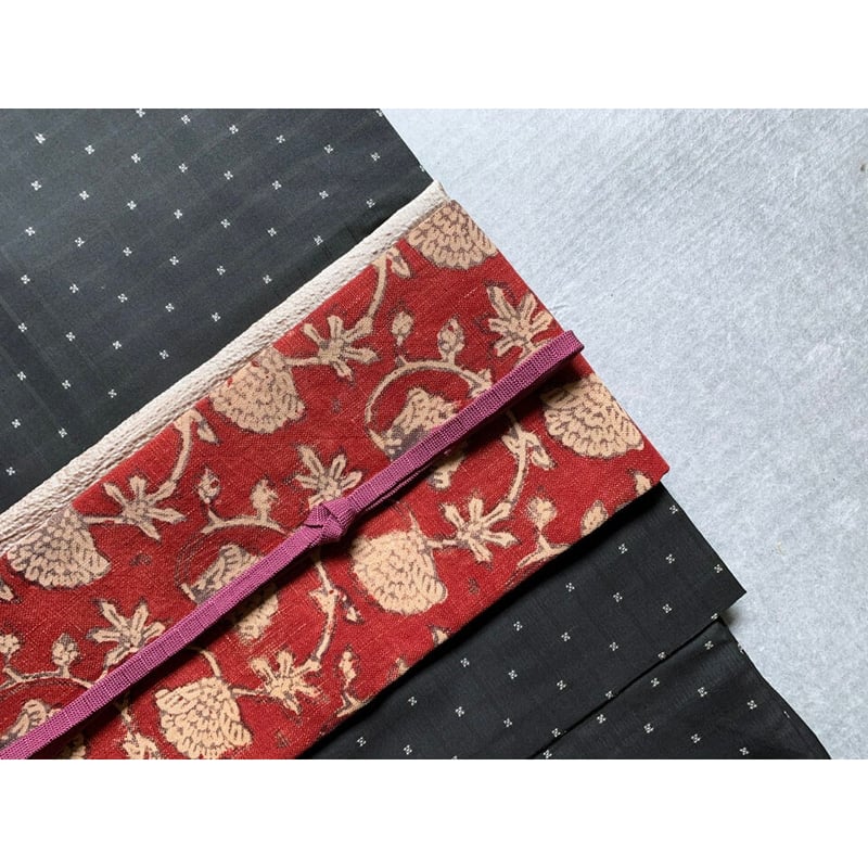 鬼手更紗 草花文 九寸名古屋帯 A（仕立て上り） | 古布と帯 夫々