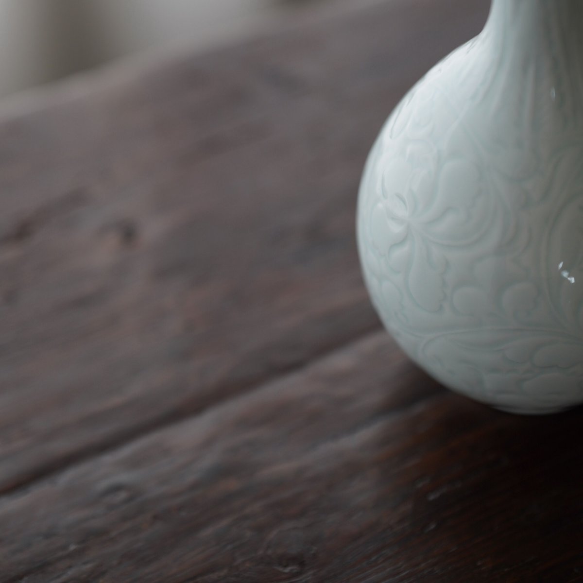 青白磁花瓶 PW070 | Looking For 物色