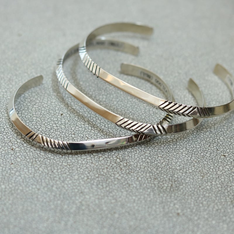 UNISEX / ナバホ族 Bruce Morgan / #3TR SS Arrow バングル