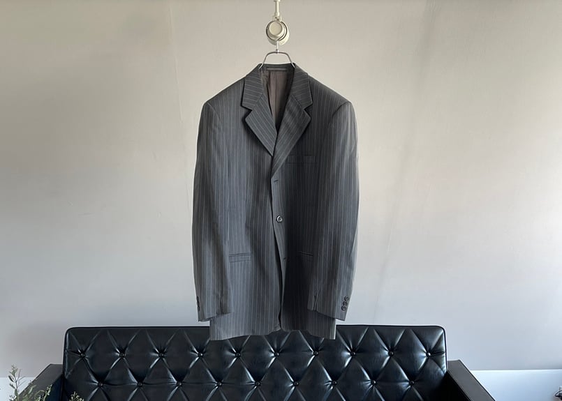 versace classic v2 stripe set up suit | weekend