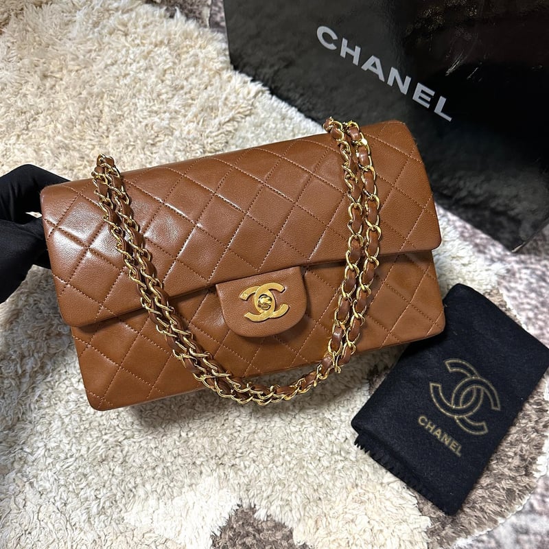 シャネル マトラッセ25 Wチェーン ショルダーバッグ キャメル | ISSN