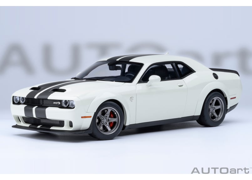 AUTOart 1/18 ダッジ チャレンジャー SRT スーパー ストック 2023