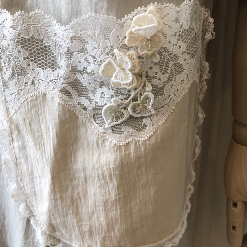 さえら ヒスクローネ エプロン | さえら POTECHINO マリーアン金沢