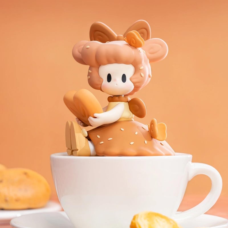 ちゅっきー様　限定 予約販売：8月中旬～8月下旬 お届け予定】<並行輸入正規商品>52TOYS x