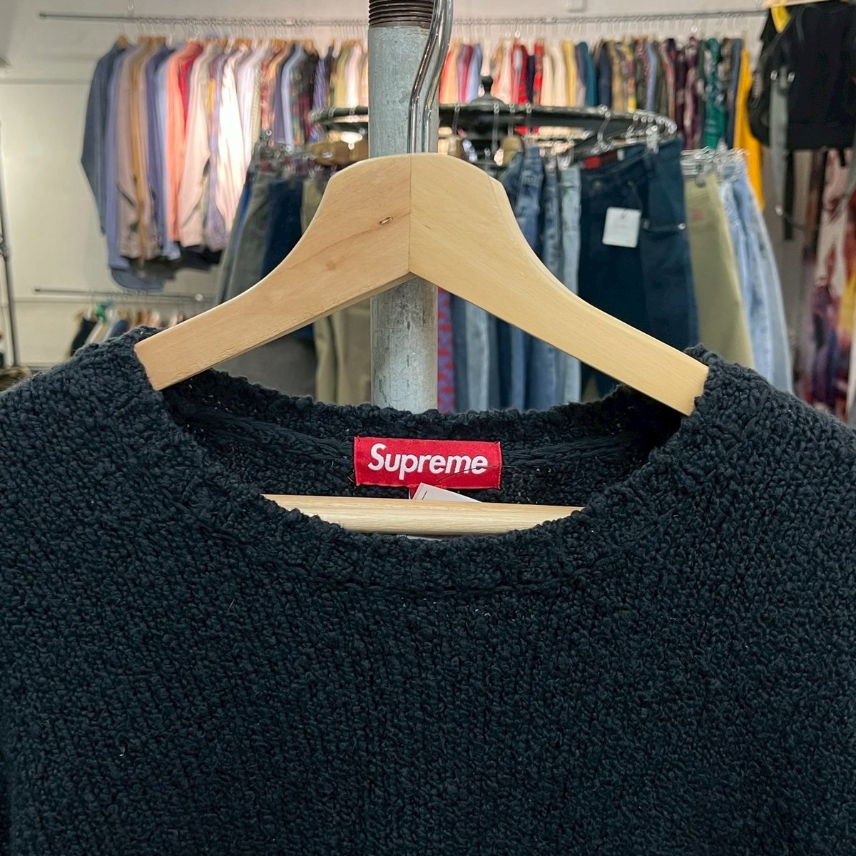 Supreme BOUCLE SMALL BOX SWEATER BLACK LARGE 56