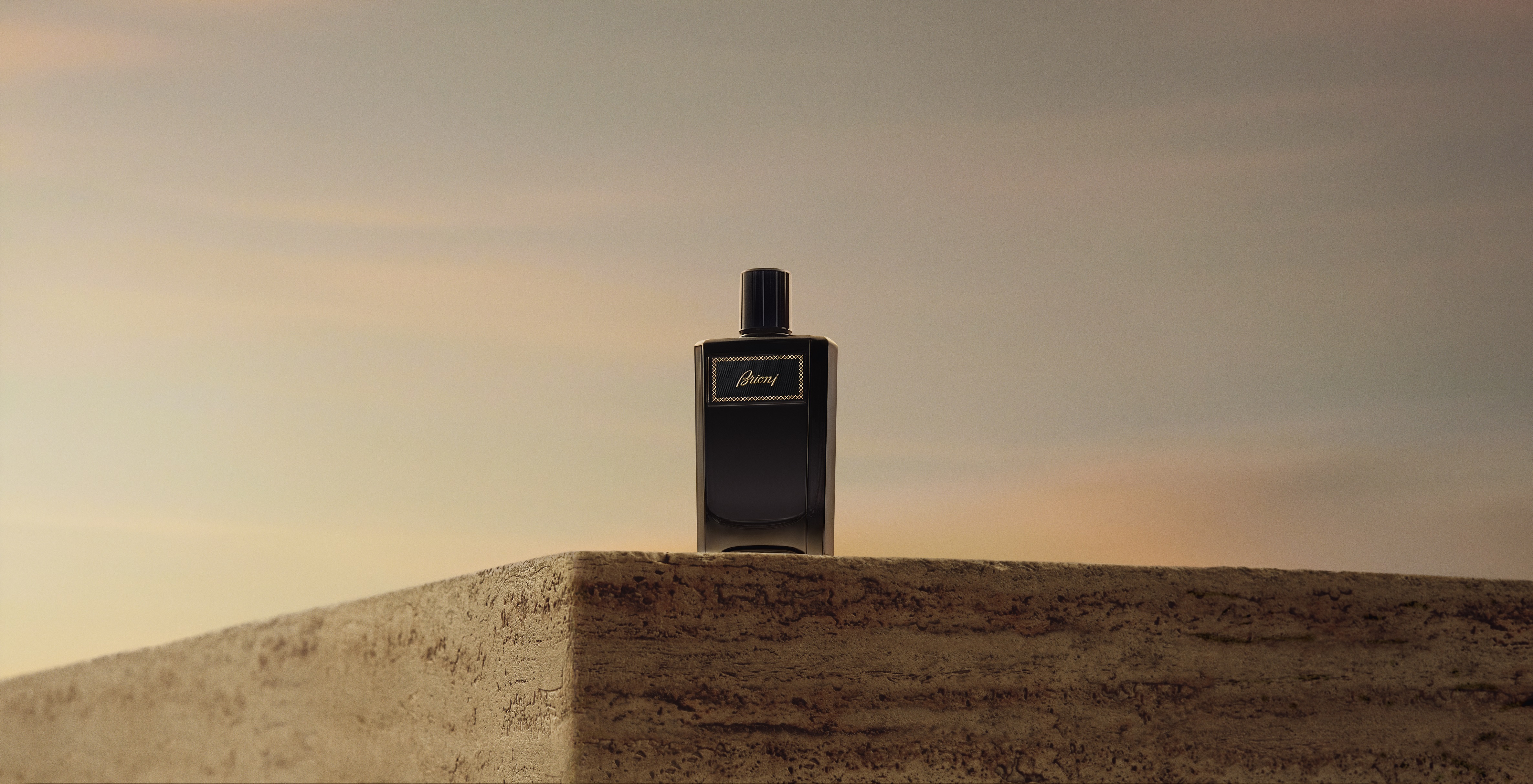 Eau de Parfum Intense | ブリオーニ® 日本 公式ストア