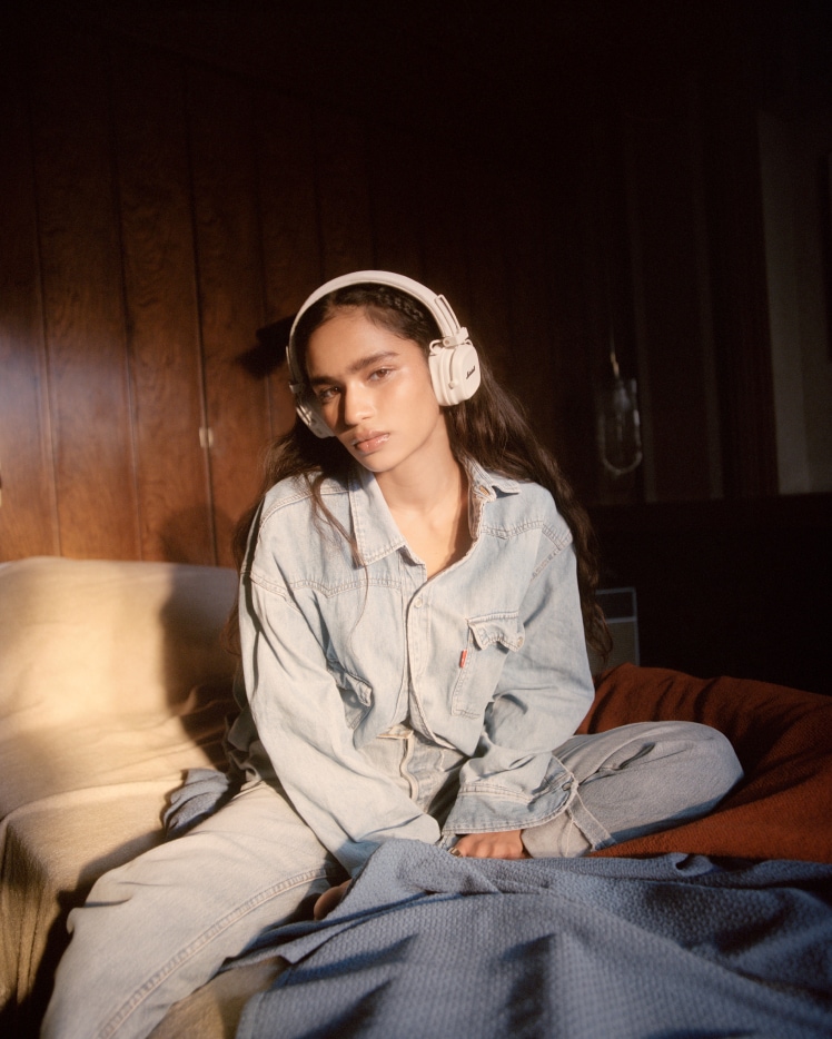 Major V Cream - オンイヤーヘッドホン | Marshall.com