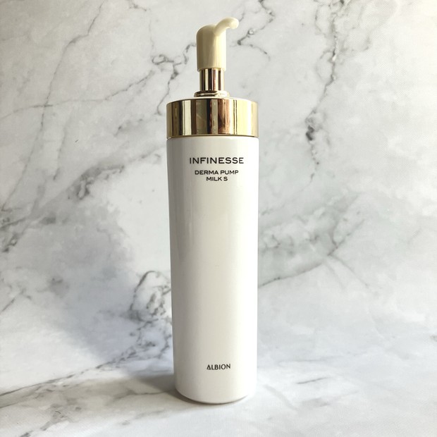 アルビオン】弾力のあるハリ肌へ導くおすすめ先行乳液【アンフィネス