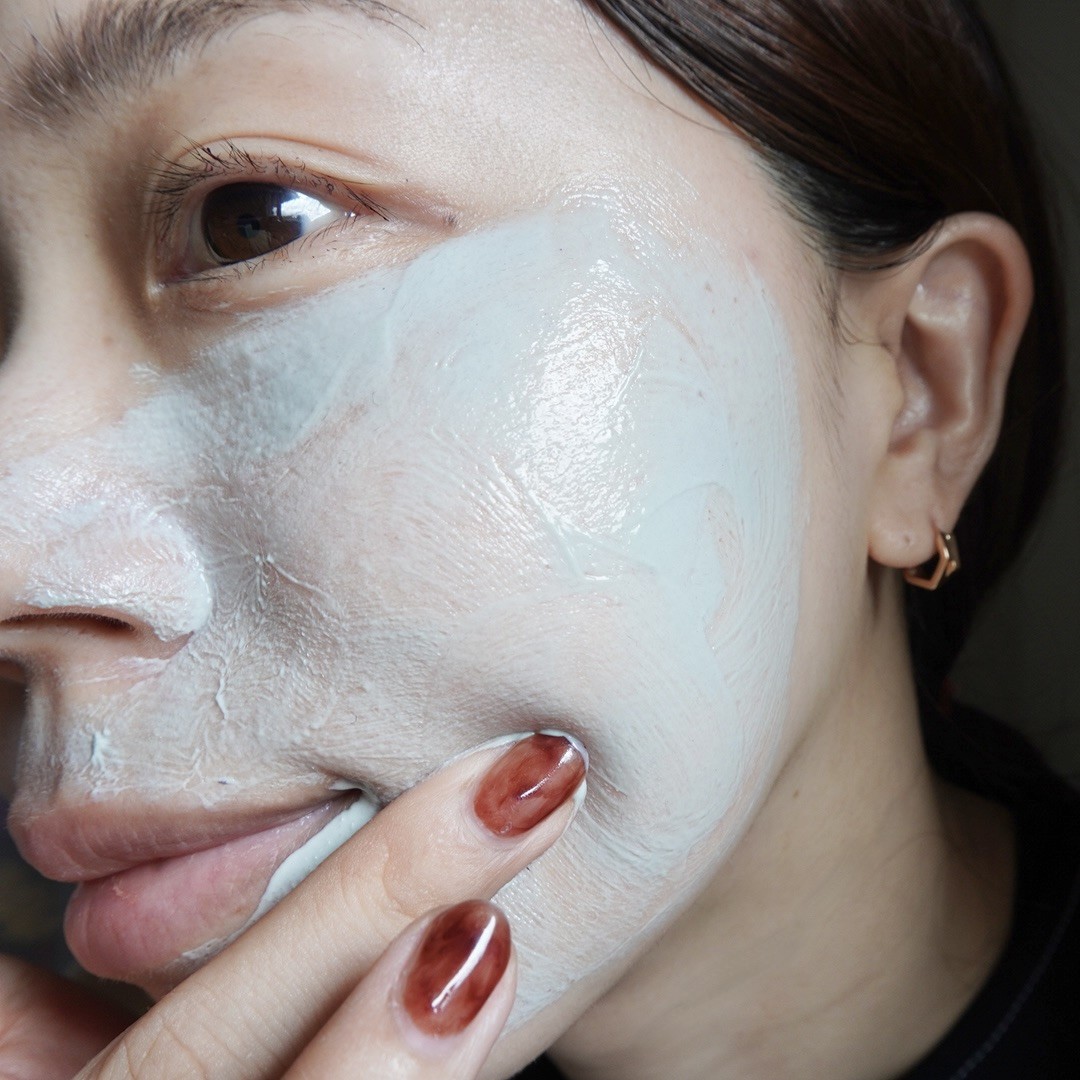 アルソア×MAQUIA】夏の肌トラブルは落とすケアも見直して！安倍佐和子