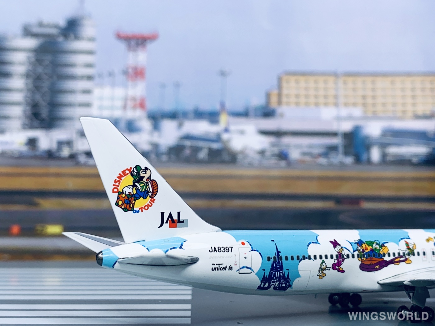 Phoenix 1:400 Boeing 767-300 Japan Airlines 日本航空PH04014 JA8397