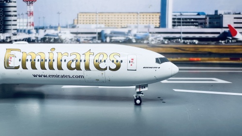 Geminijets 1:400 Boeing 777-9 Emirates 阿联酋航空GJUAE2160 A6-EZA