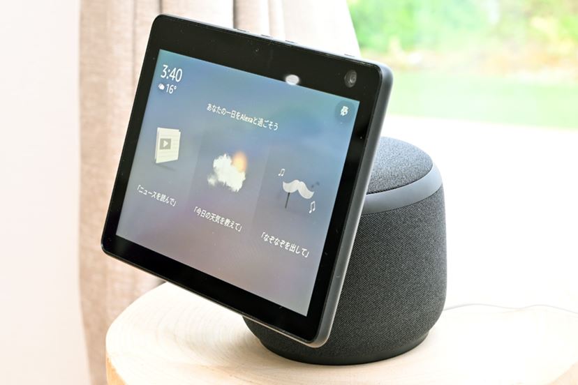 モーション機能でスクリーンが自動回転！ Amazon「Echo Show 10」を見