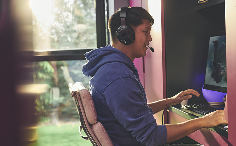 JBL Quantum 360 Wireless | ワイヤレスオーバーイヤーゲーミング