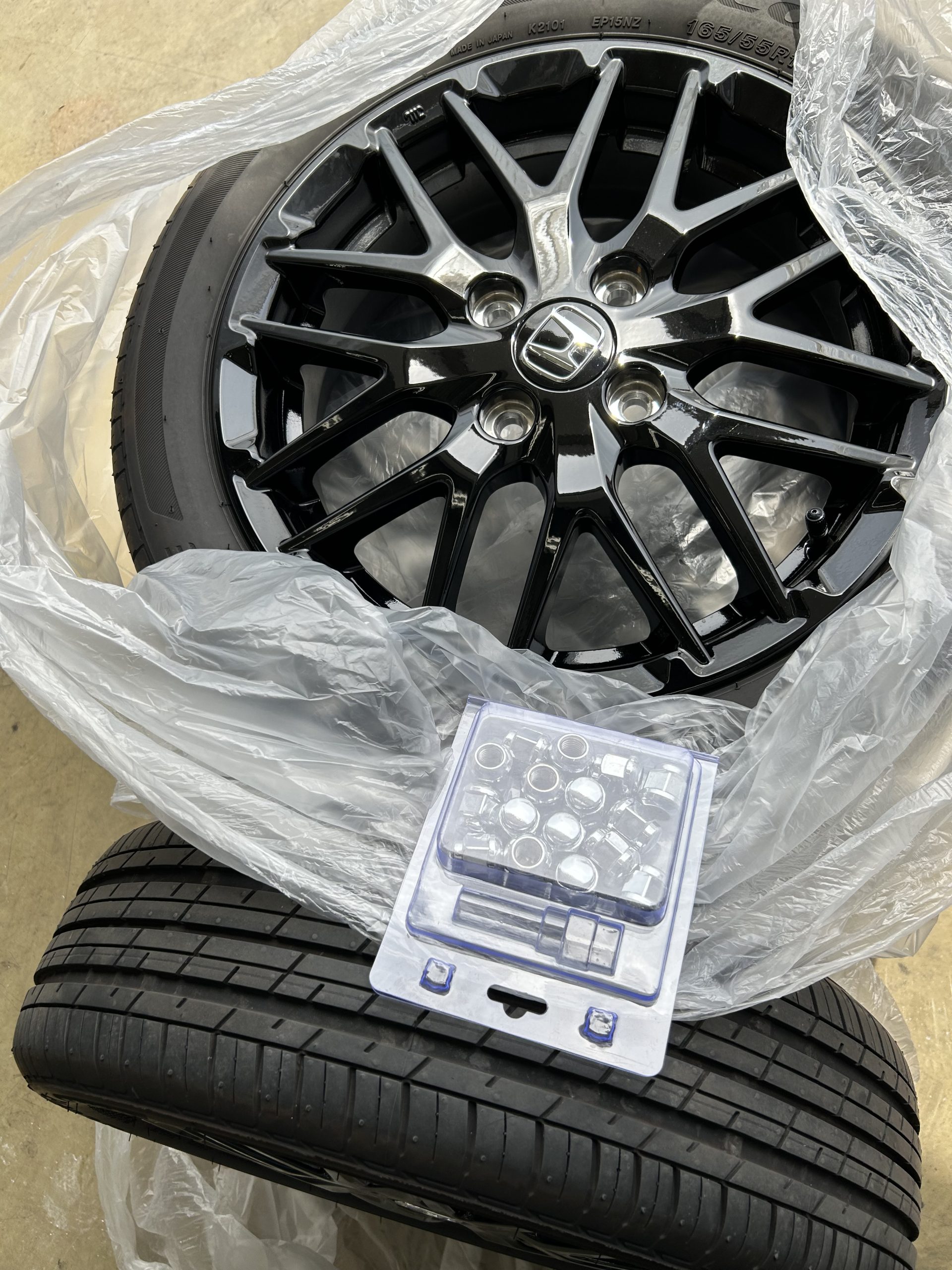 ホンダ N-BOXカスタム 純正タイヤホイール 15インチ 新車外し品 買取