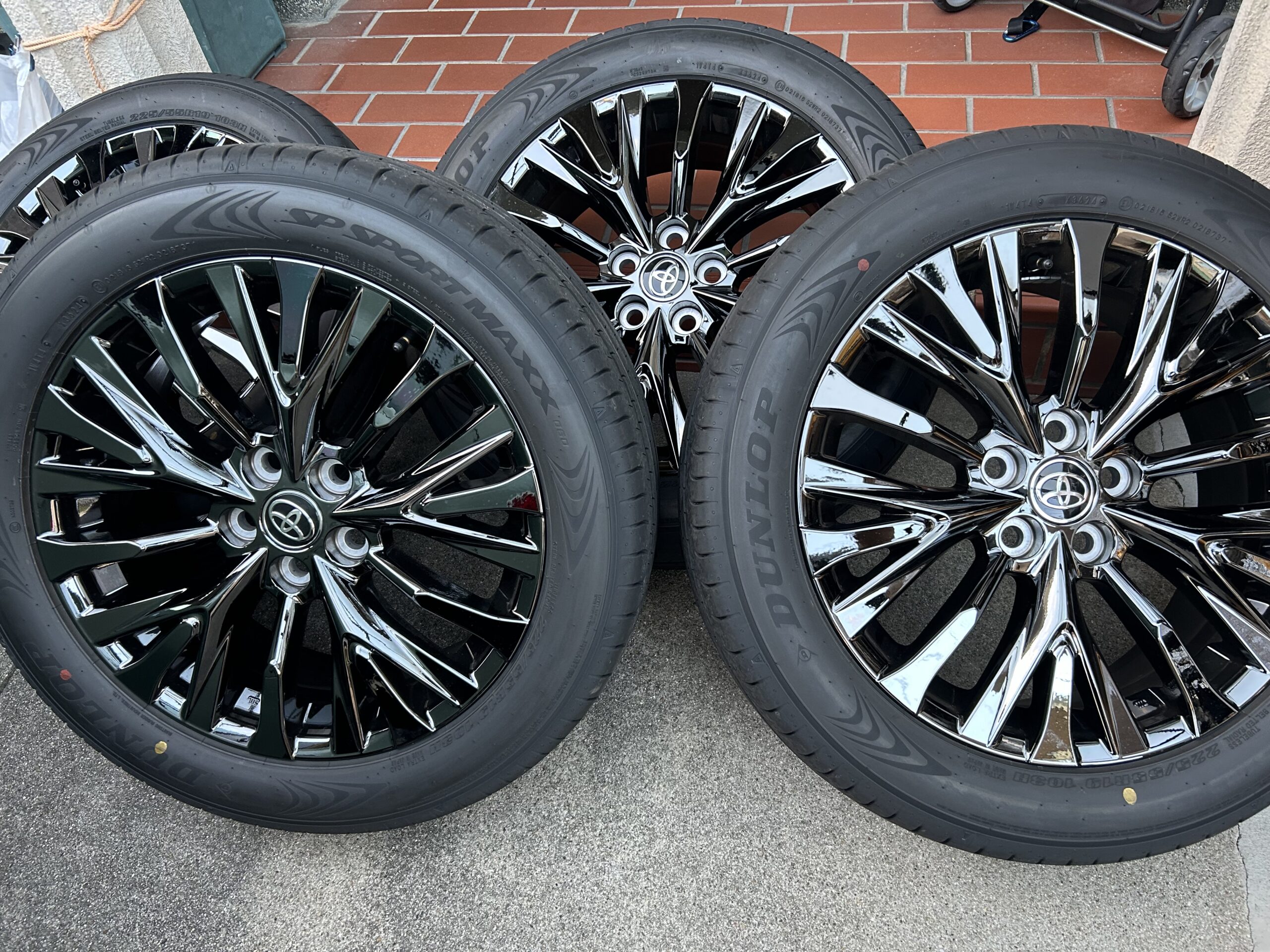 30アルファード 40アルファード ヴェルファイア 純正アルミホイールの