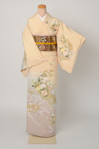 訪問着［クリーム色の地紙模様］｜着物レンタルあき (来店着付け無料